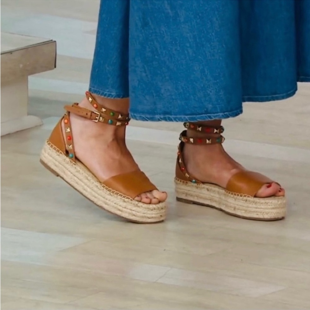*SOLD* Marc Fisher Women’s Studded Espadrilles - Picture 1 of 12